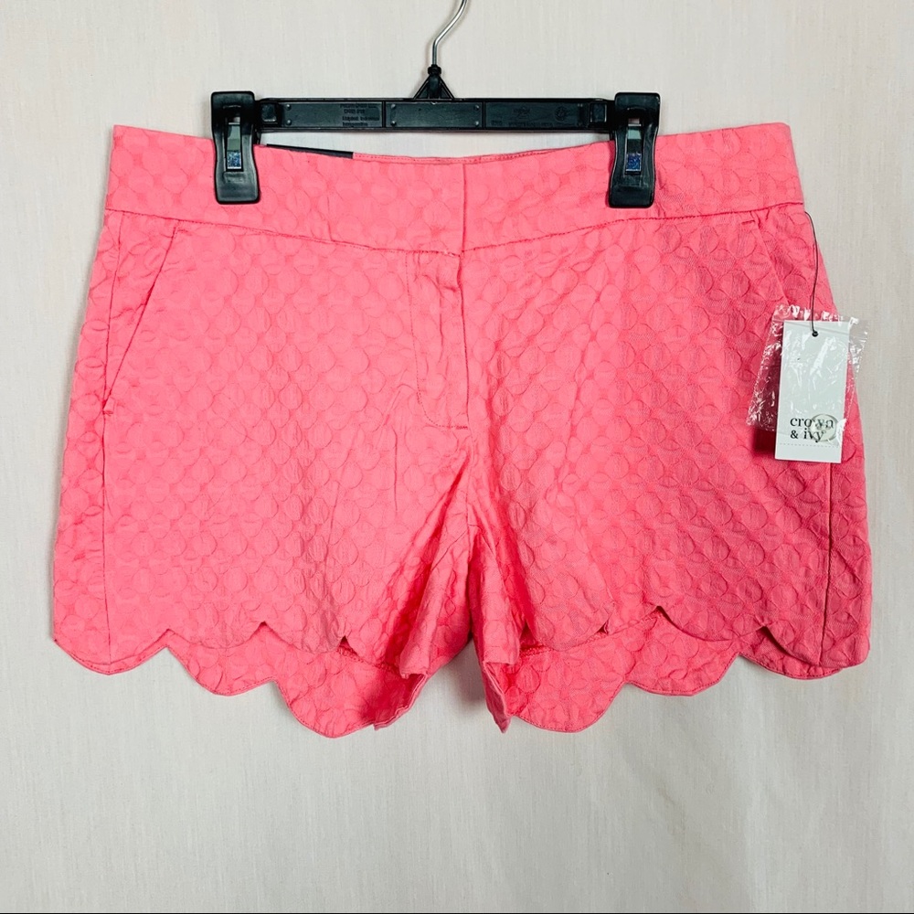 Crown & Ivy Size 4 Scallop Hem Light Coral Shorts